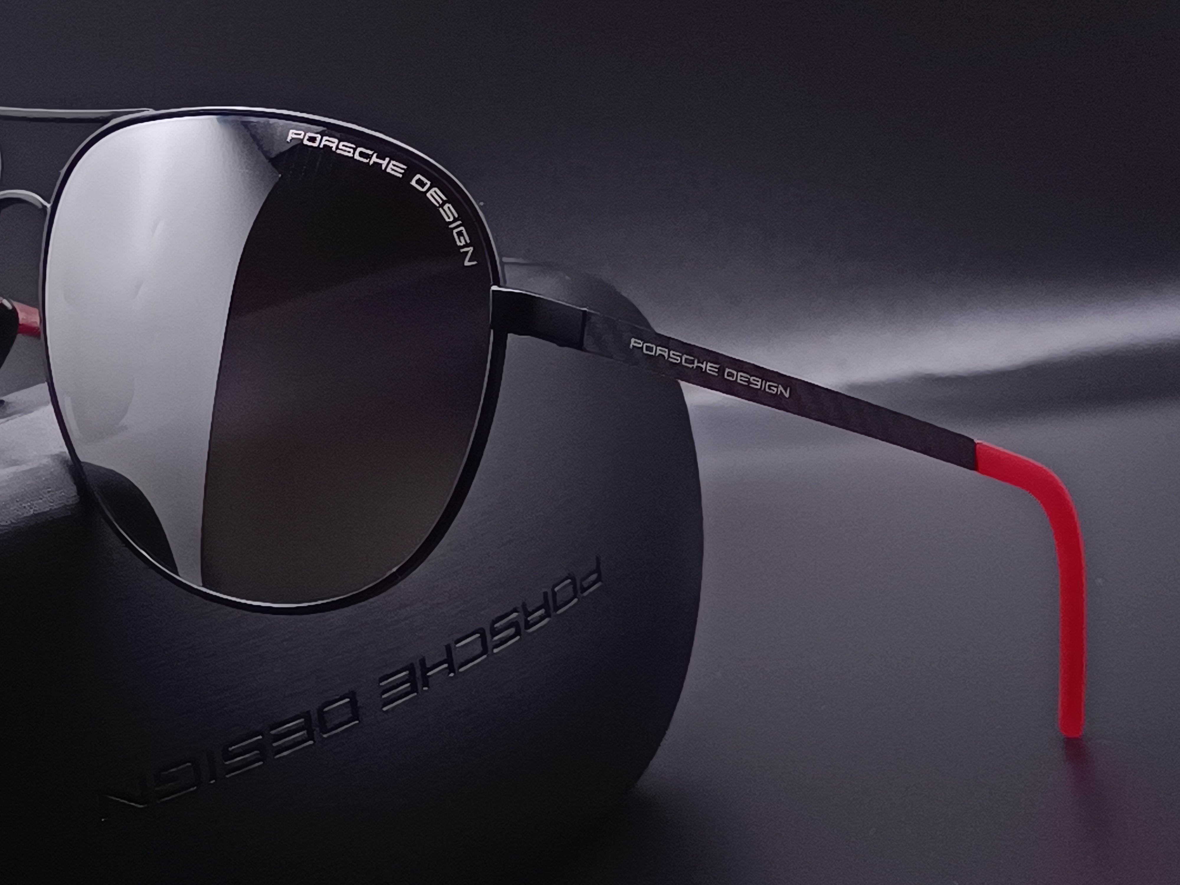 Lente Porsche Design P8651 A