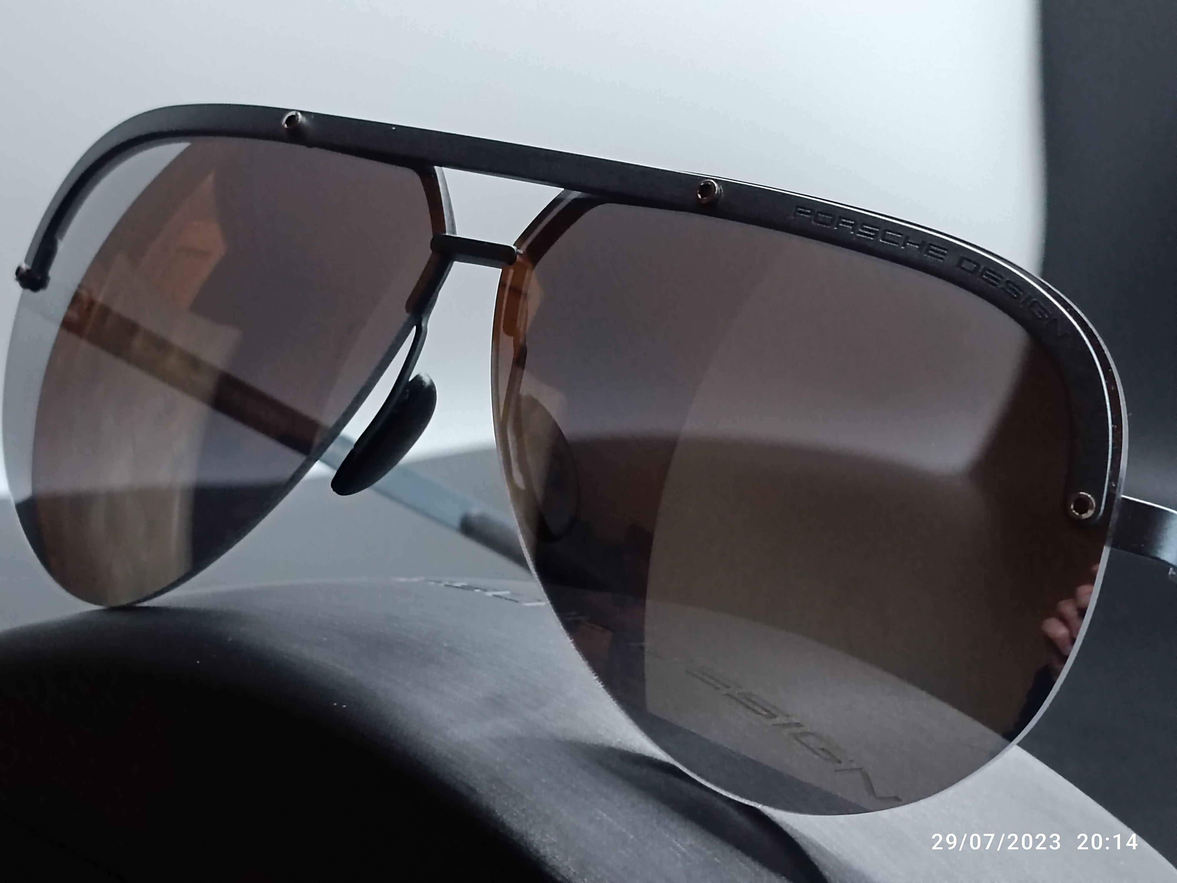 Lente de Sol Porsche Design P8693 B y D